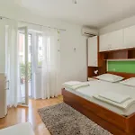 Guest house Damir Makarska