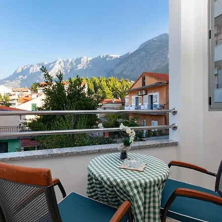 Damir 3* Makarska