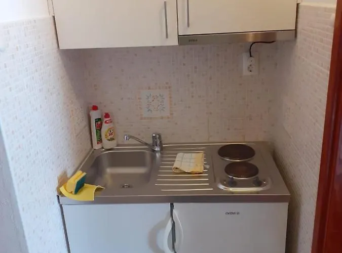 בית הארחה Damir