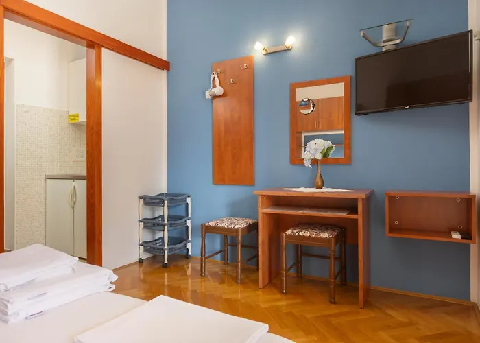 Damir 3* מאקרסקה