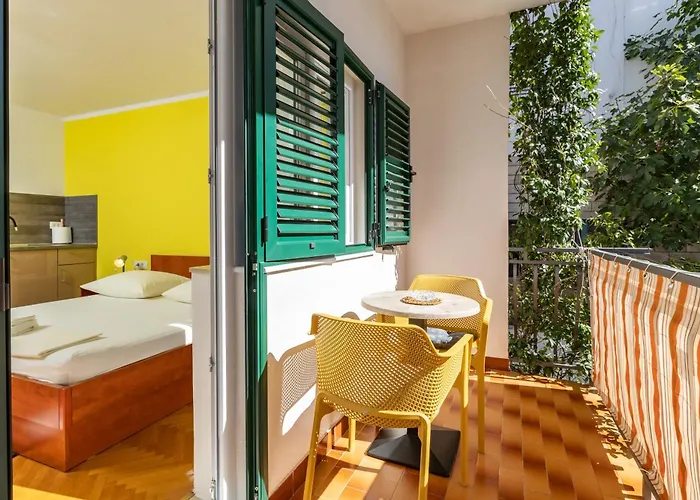 בית הארחה Damir מאקרסקה