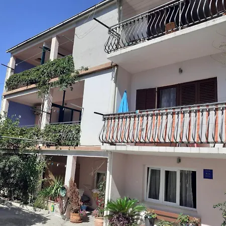 Pensionat Damir Makarska