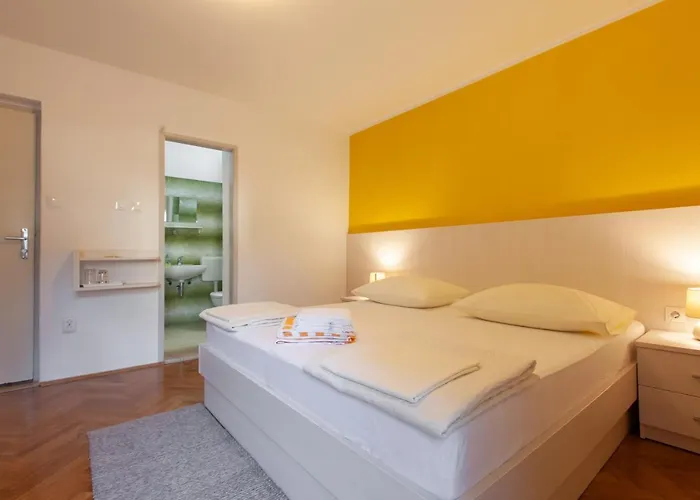 Konukevi Damir Makarska